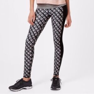 Sweaty Betty size large leggings very good use condition label has wear